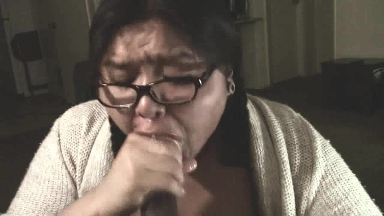 DeesDeepThroat: Tesuda Dee recebe a dela