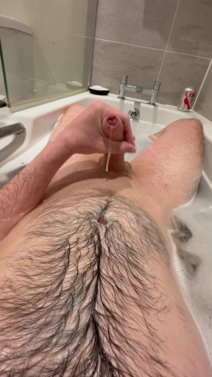 Buggiesmugglr: POV Bath Time
