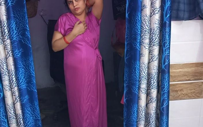 Pyaripooja22: Coppia indiana carina fa sesso segretamente in una notte rossa