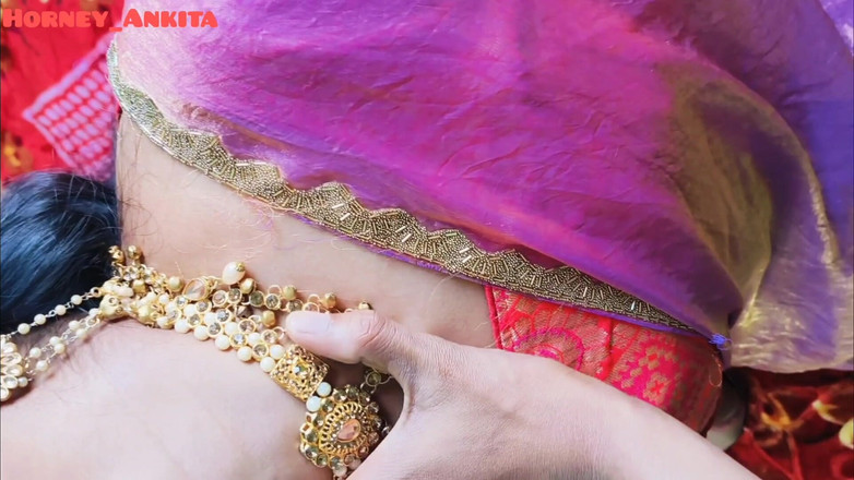 Horney_Ankita: Memek sempit tante seksi india dientot habis-habisan sama kontol besar...