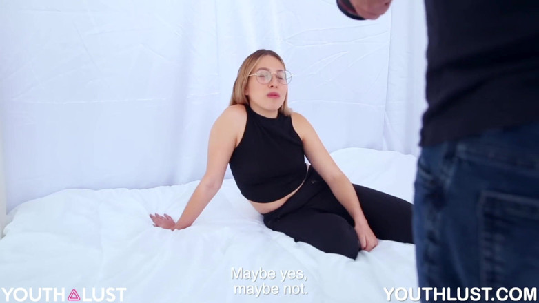 Youth Lust: Roxanne – první rozšířené porno