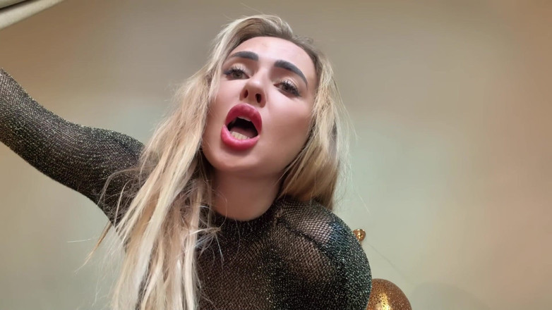 Goddess Lena: Zničení obličeje
