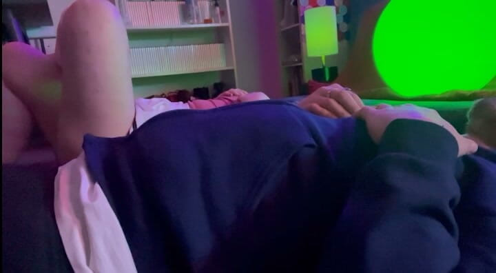 Shawna Panofka: Нюхаю яйца и сосу член!