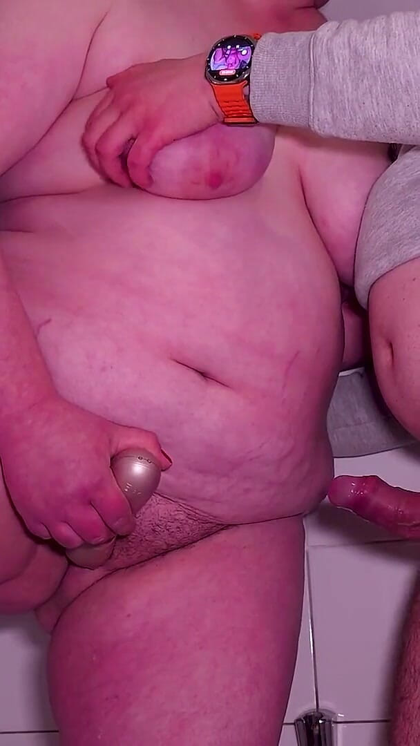 Ladybottox: Casal faz sexo, mistura das melhores cenas íntimas