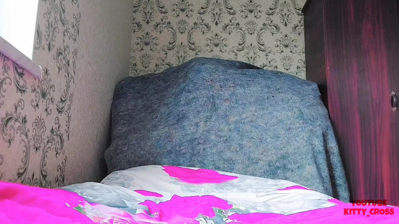 Kitty_Cross: Handloses abspritzen, sex-barmädchen, süßer junger schlampen-ladyboy-hintern in einem netz und...