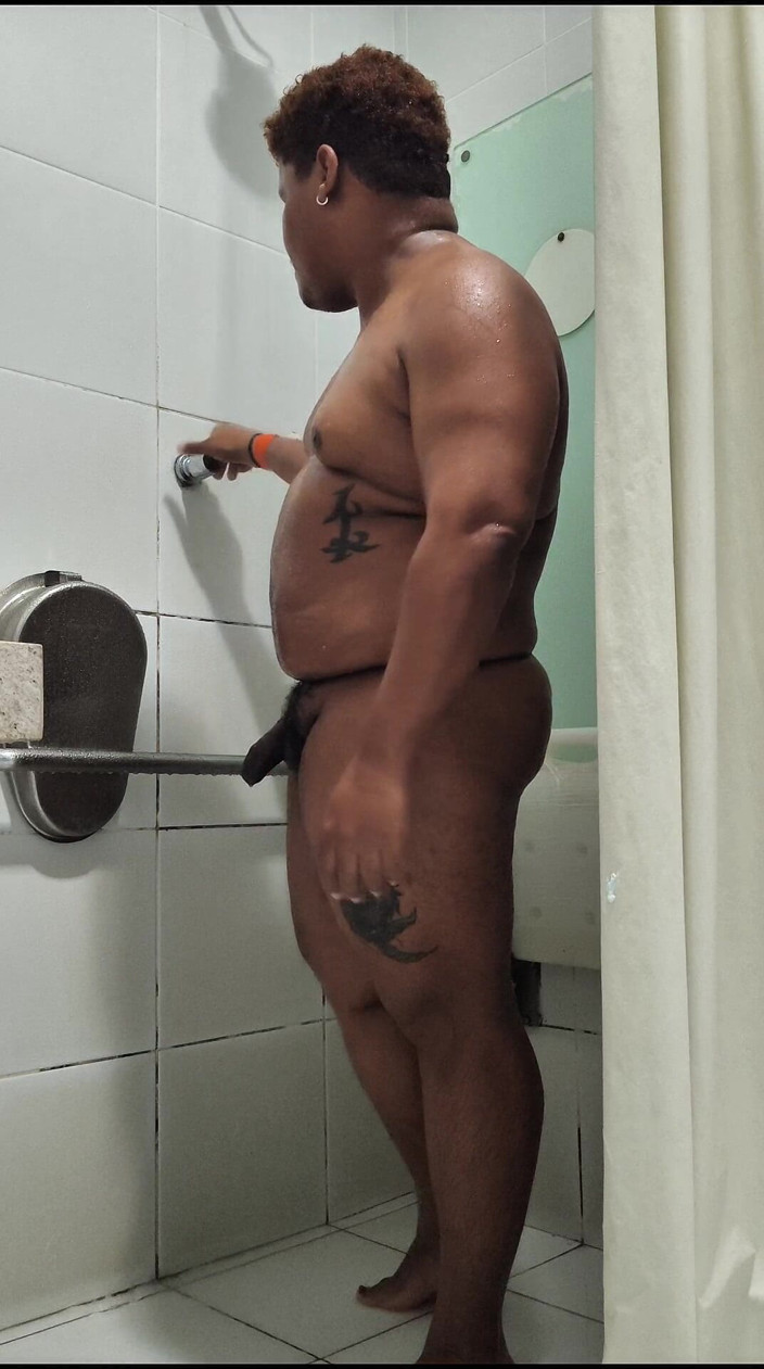 Blackteddybr: Beruang Hitam Mandi Dan Orgasme Di Kamar Mandi Rumah Sakit