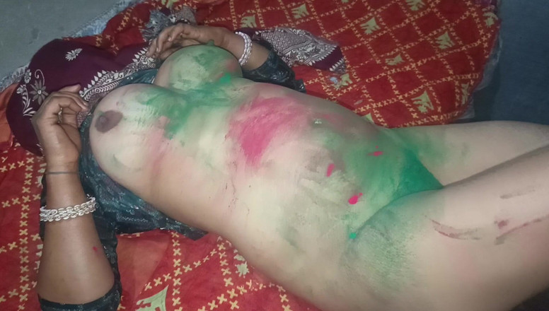 Savita5343: Holi Special. Hintli kadın holi'de sikişiyor
