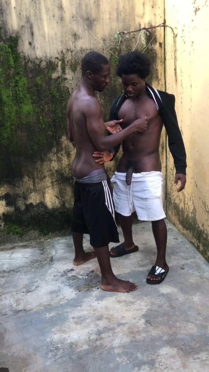 Segzze_: My Baby Give Me Doggy Very Well