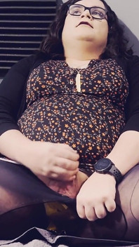 Trans Girl Lifts Dress and Cums in Her Pantyhose