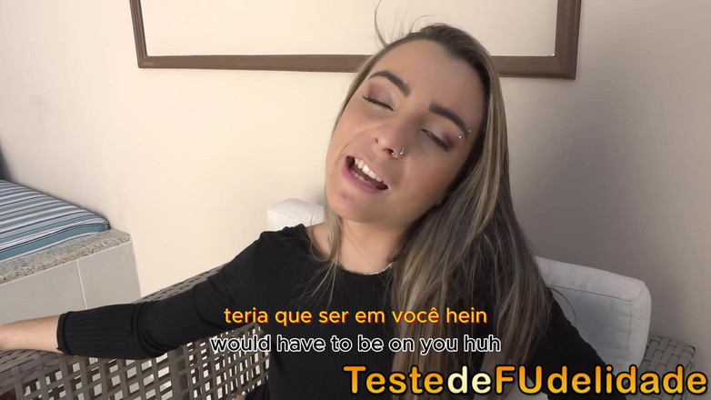 Teste de Fudelidade: 19 Jahre alt in ihrer ersten Pornoszene