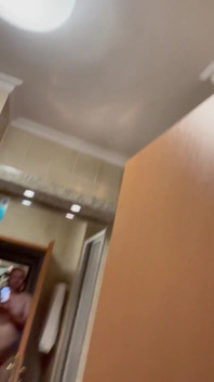 Enlouquecendo na cama apesar de isso