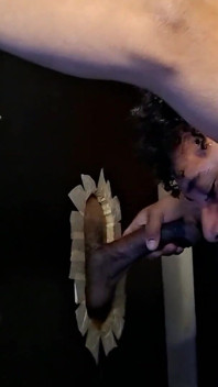 New Mouth to Adapt to Large Cocks
