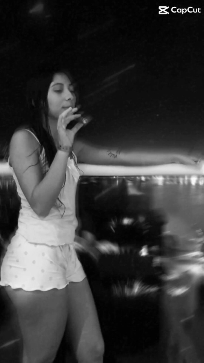 Vika_Sexting: Piacere per due: Habano, Skin and Whispers