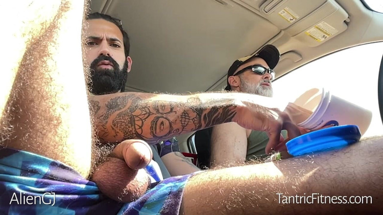Tantric Fitness: Daddyboy Road Trip! Bagian 1