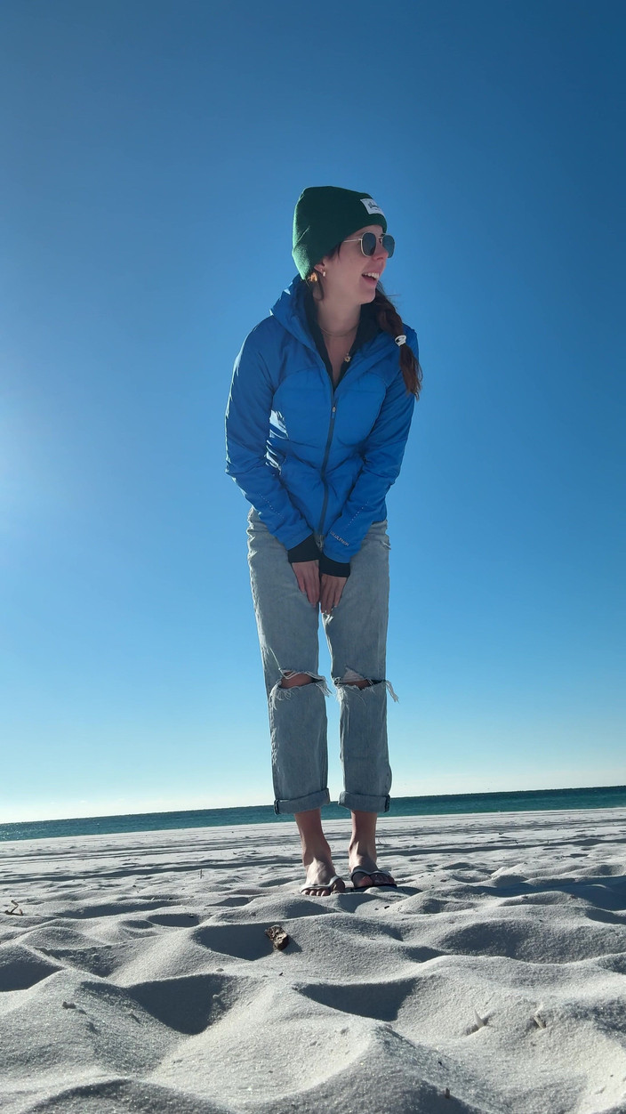 Nadia Foxx: Berjalan di Pantai Panggilan Untuk Orgasme Cepat!