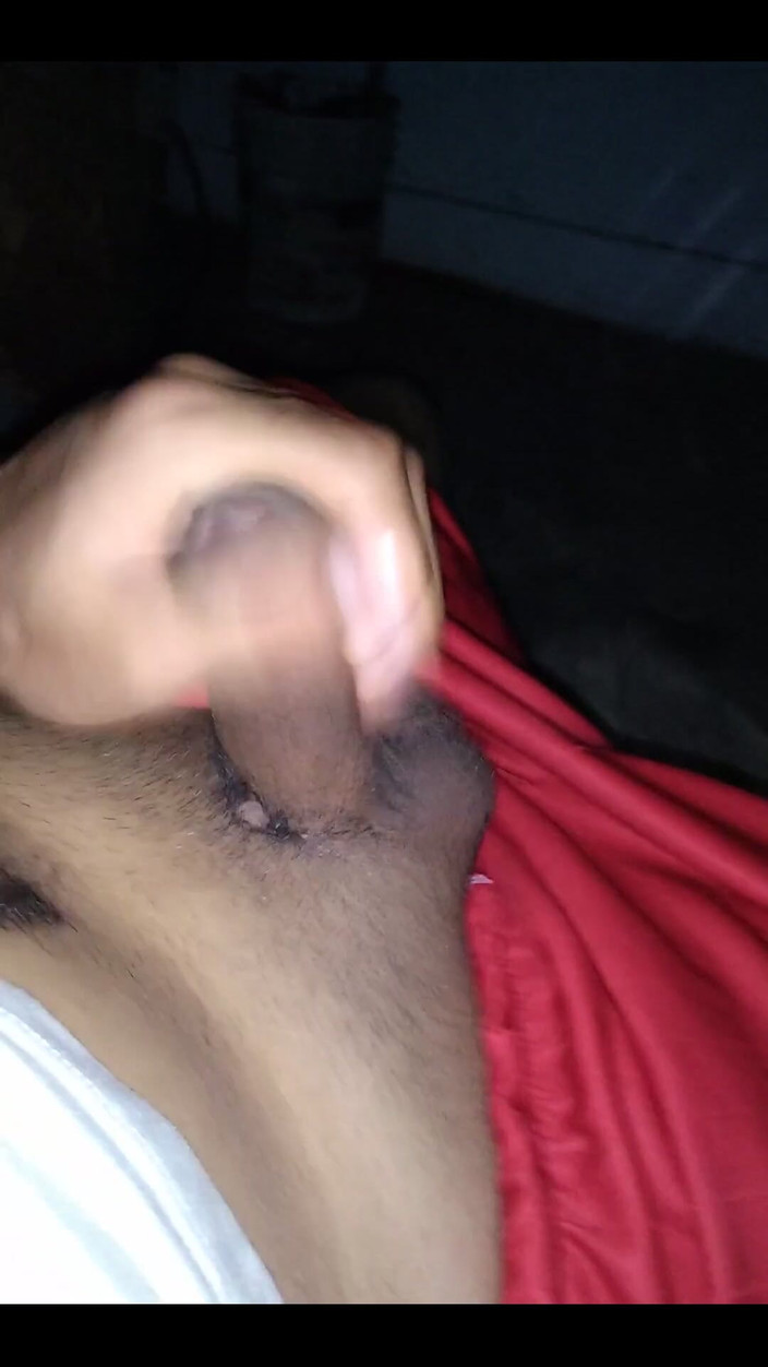 AlexAlejandro13: Jugando Con Mi Polla En Casa