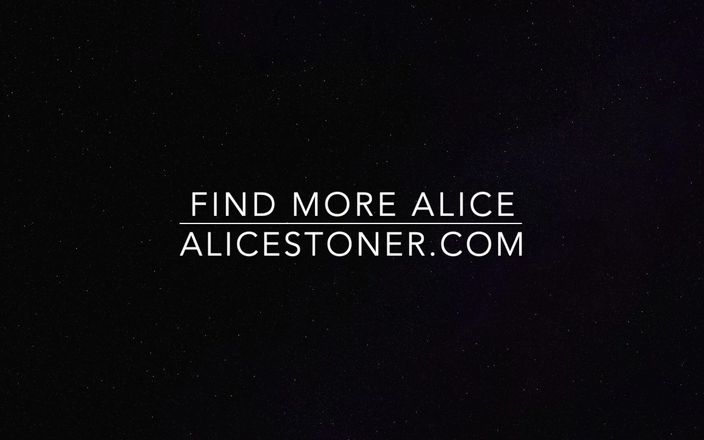 Alice Stone: 쾌락을 위해 섹스 토이처럼 사용하는 걸 좋아하는 뚱뚱한 창녀