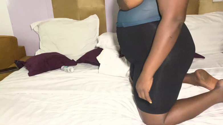 Enyival: MILF miang