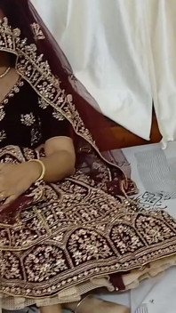 新婚德西夫妇的第一夜性爱