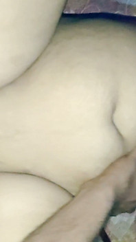 Indische Bhabhi neukt met buurman