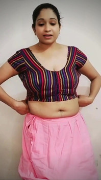 Hot Bhabhi Cheat Mąż dla jej Devar Big Dick Ride Porno w hindi