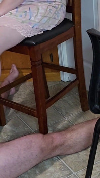Dziwka Footjob Ginger!
