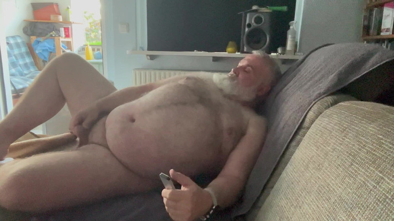 cuddlebearbln: Kanepede cadı 8