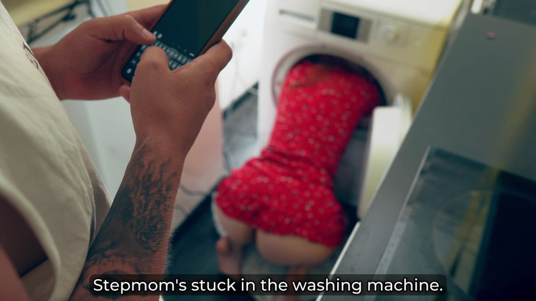 Toma Mur: Step Son Fucks Step Mom Stuck in Washer - Hot Creampie...