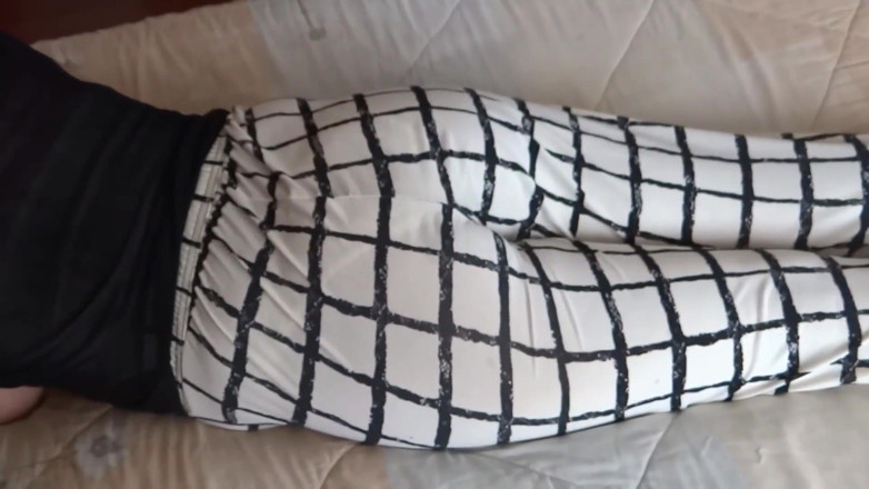 Ardientes69: The big ass of a mature Latina with jean on...