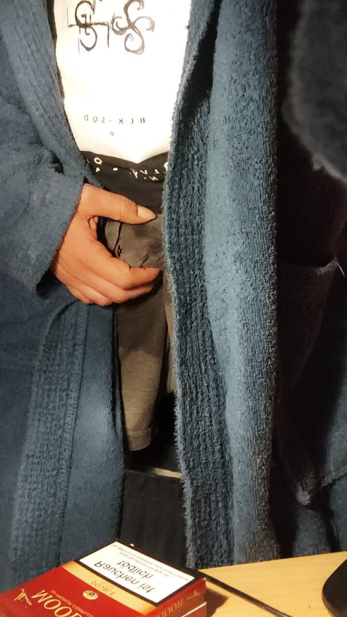 SmokedAlloy2: पूरी तरह से उस पर, गंदे जांघिया और बदबूदार मोज़े