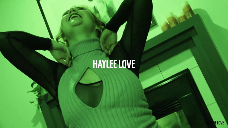 Haylee Love: Poison Ivy gör Robin till sin slav del 4