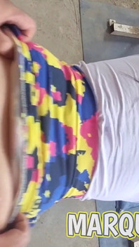 Šukal jsem zadky dvou kamarádů v tělocvičně