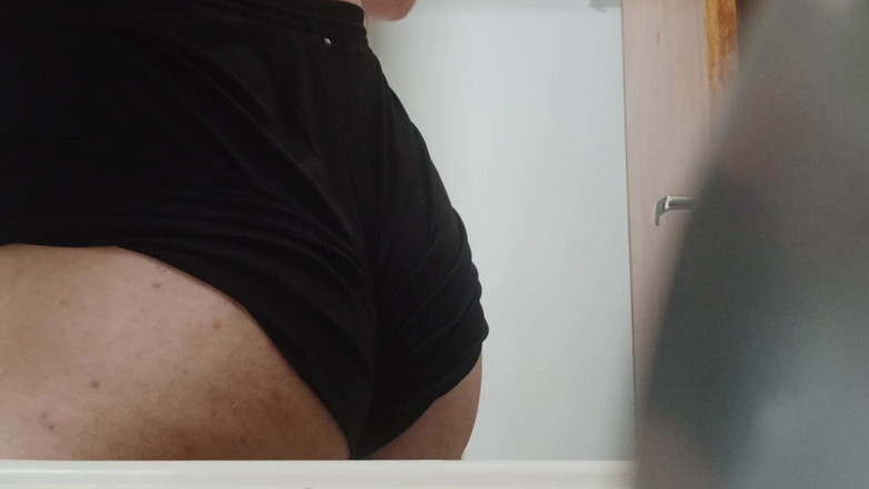 amateurbrazilian: Mi piace mettermi in mostra su internet in cambio di...