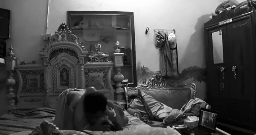 Sanayababhi: Esposa infiel