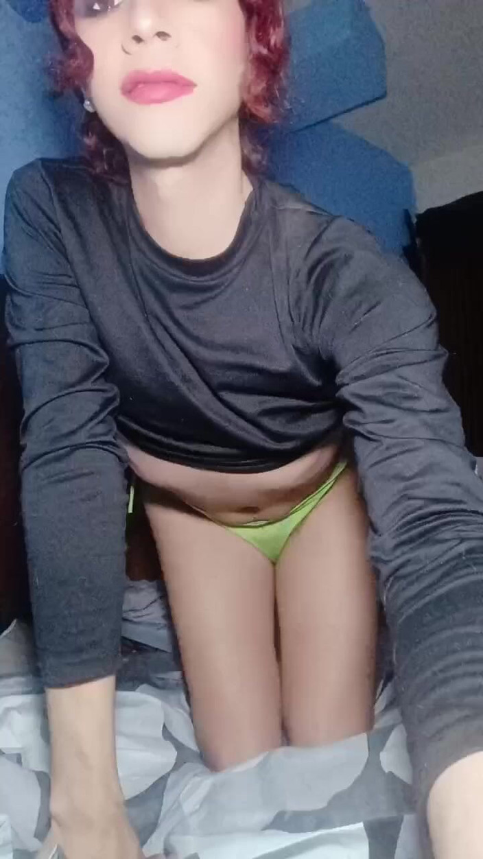 Femboy from Colombia: Ми тут, щоб служити вам