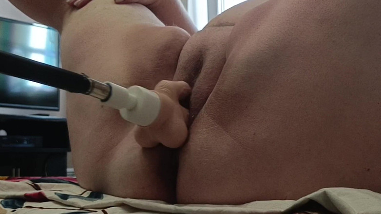 Zona901: Memek dan mesin seks pacar