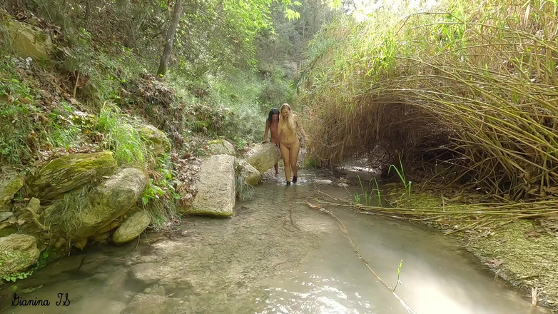 GianinaTS: 初めての屋外セックス!!リナと!!