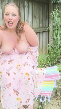 Gordas milf Pervertida Katie chupa exterminador - JOI