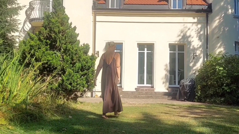 Selena701: Blond Mogen Fru Selena Njuter Av Sex Efter Promenad
