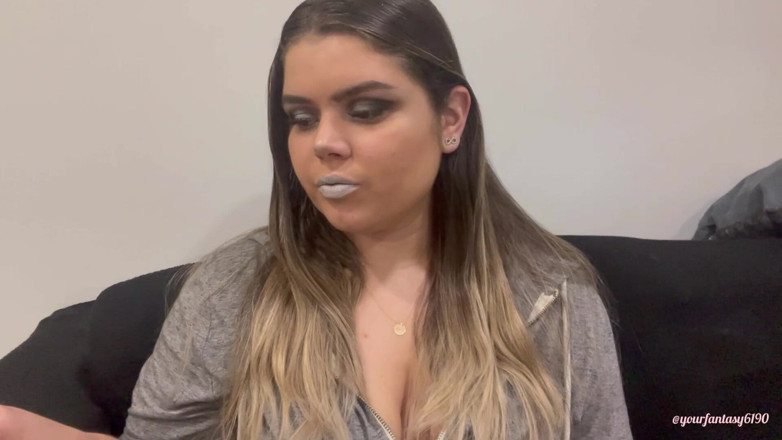 Your fantasy studio: Cirkels van rook met zilveren lippenstift
