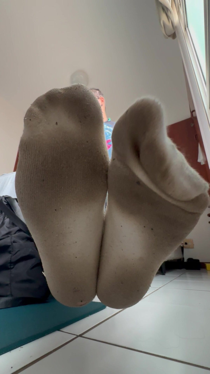 Boy feet: Kaos kaki berkeringat dan sangat chulezene seperti yang Anda sukai