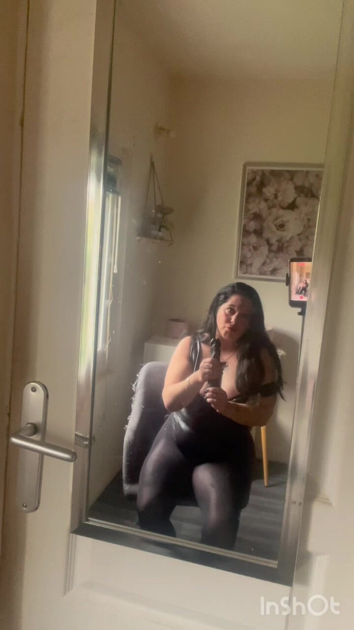 Maitresse Clara: Aynadaki yansımanın önünde JOI