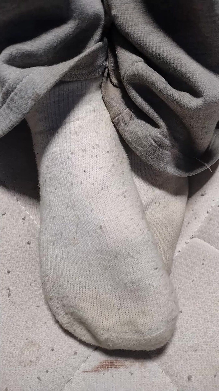 Au79: Kaki dalam Fabrik