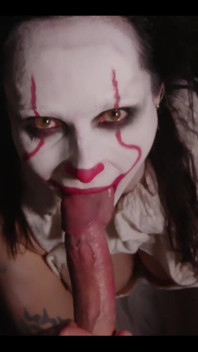 Nad czym pracowaliśmy ...! Przygotuj się na Peeniewise clown ..!