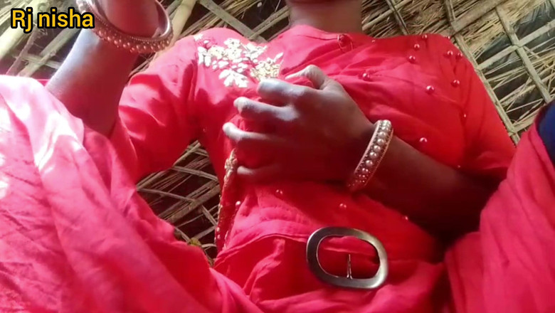 RJ NISHA: Rj Nisha jest masturbacją palcem
