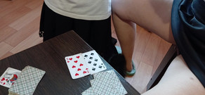 Lesbian-illusion: Mon voisin a perdu sa copine à cards