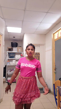 Ebony Pees Standing up