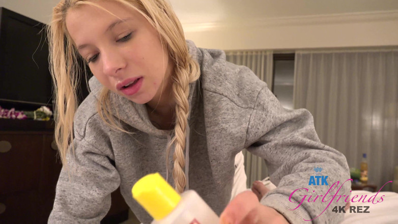 ATK Fans (Girlfriends): Kenzie Reeves ke saath havaee par varchual vekeshan 3/14