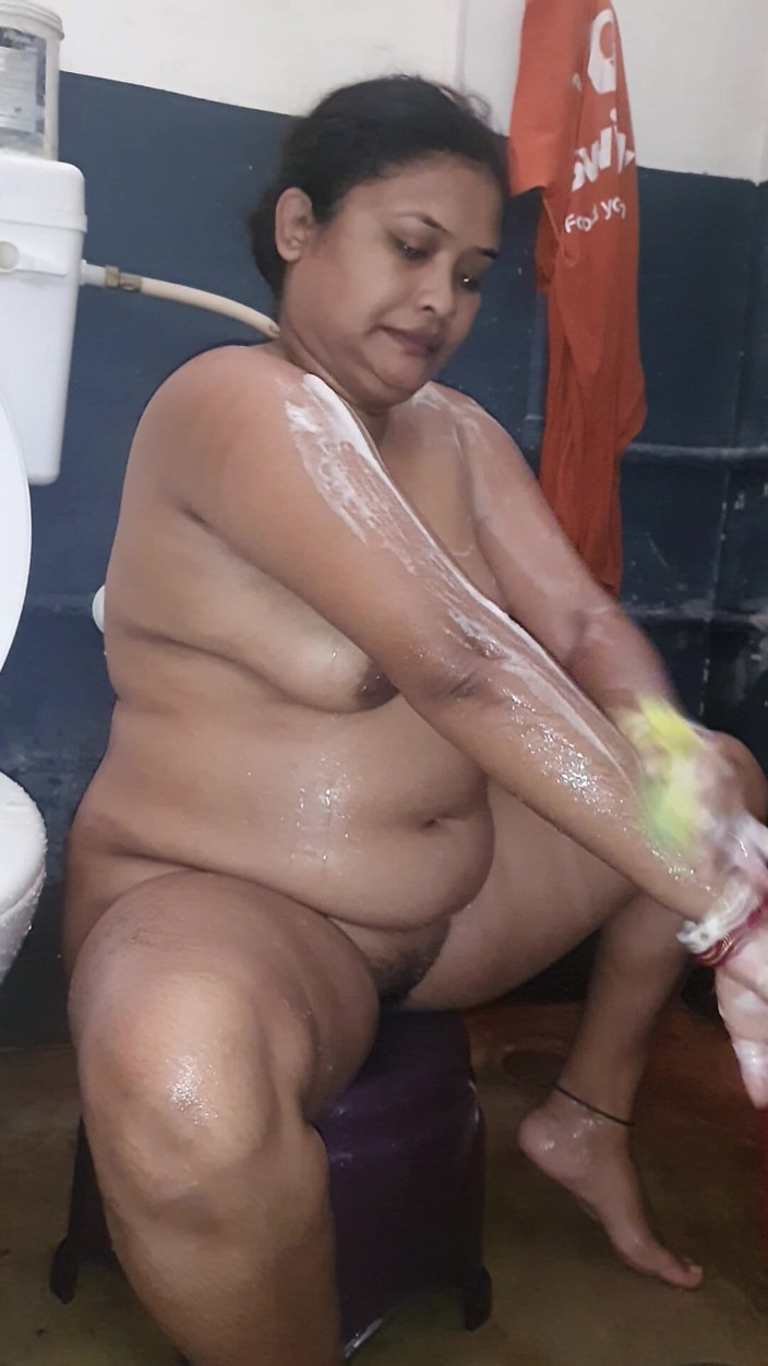 Mg3947731: 힌디어로 섹스하는 남편 마누라 Deshi 섹시한 비디오