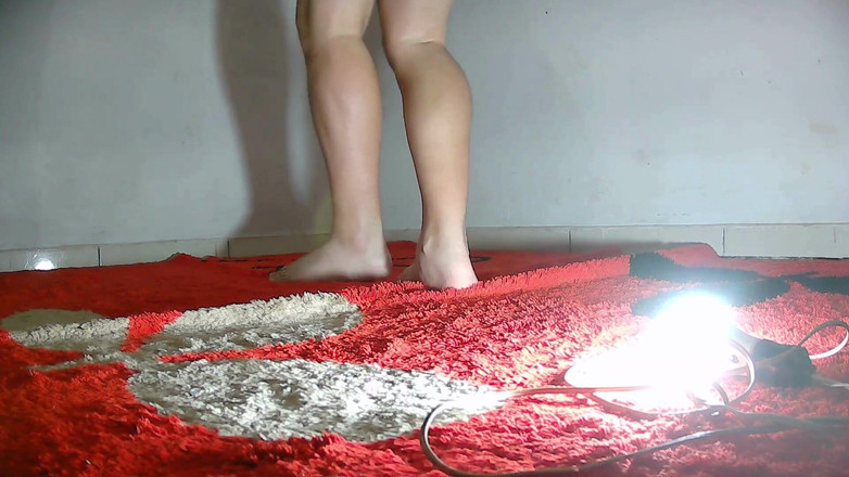 amateurbrazilian: Помоги мне снять трусики с моей задницы, любовь